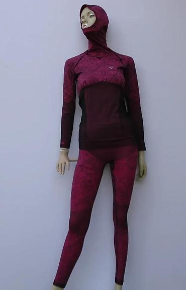 Kompleti: Ženski termo komplet koji uključuje gornji deo sa kapuljačom i duge — 2