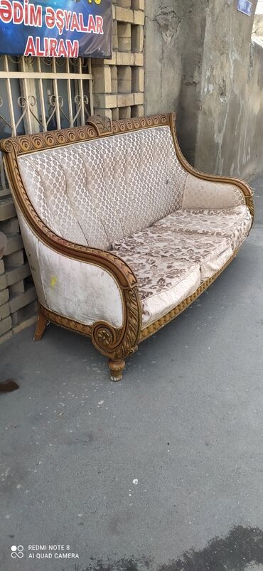 divan baki: Divan, Açılmayan