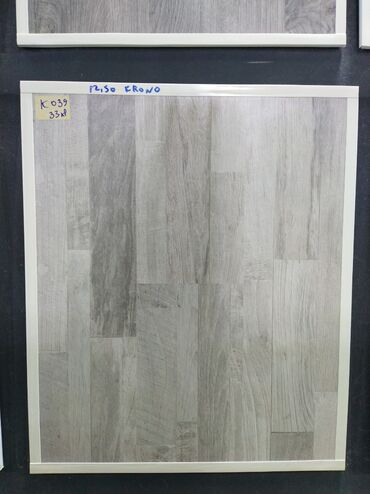doseme taxta: Laminat döşəmə paneli – boz/qəhvəyi ağac teksturası - Model: K039 -