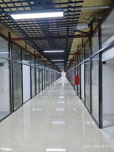 Продажа бутиков: - Торговое помещение в современном торговом комплексе: широкие — 7