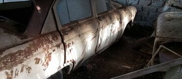 QAZ: QAZ 21 Volga: 2.4 l | 1957 il Sedan — 6