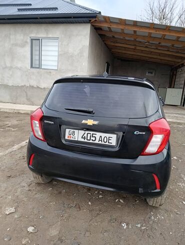 Chevrolet: Chevrolet Spark: 2017 г., 1 л, Автомат, Бензин, Хэтчбэк — 2