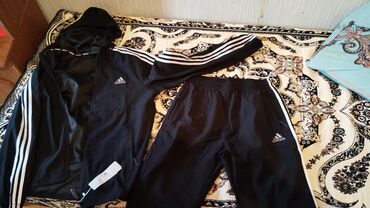 sport geyimlər: Спортивный костюм Adidas, 2XL (EU 44), цвет - Черный