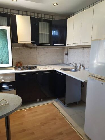 Köhnə tikili: Bakı, 1 otaqlı, Köhnə tikili, m. Neftçilər, 30 kv. m -da lalafo.az — 5 Köhnə tikili: Bakı, 1 otaqlı, Köhnə tikili, m. Neftçilər, 30 kv. m — 5