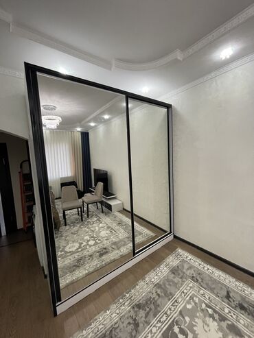 Шкафы-купе: Шкаф купе на заказ выстроенный шкаф купе — 32