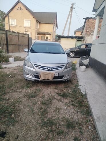 солара: Hyundai Solaris: 2015 г., 1.4 л, Автомат, Бензин, Седан