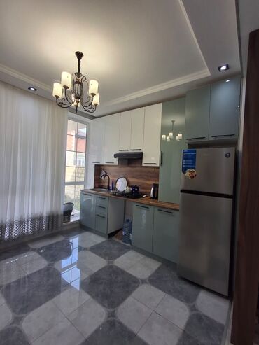 Bağ evlərinin kirayəsi: 140 kv. m, 3 otaqlı — 2