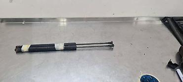 kompresor 25l cena: AMORTIZERI GEPEKA ZA VOLKSWAGEN GOLF 7 - 5G6827550C | Amortizeri — 1
