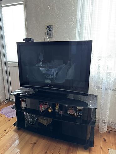 şüşə: Panasonic plazma televizor + şüşə TV stendi Üstünde elave kanal üçün — 1