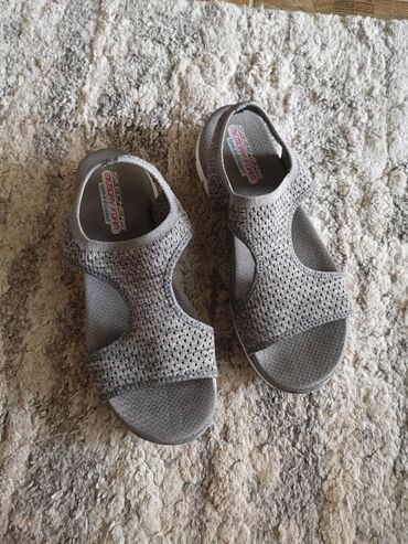 ženske sandale ravne: Sandale, Skechers, 40