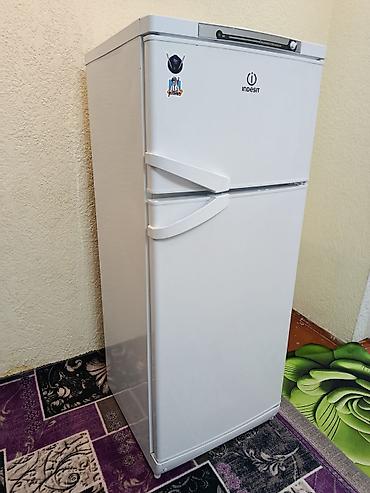 poco f5 купить: Холодильник Indesit, Б/у, Двухкамерный, De frost (капельный), 60 * 155 * 60 — 2