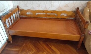 Köçle baglı tecili taxt satilir 70 kloya qeder çeki göturur boyrun