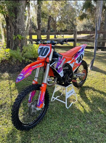 Αθλητισμός και Χόμπι: 2023 KTM 125sx 2023 KTM 125sx Bike has been very well maintained