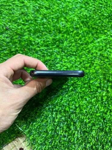 samsung slim: Telefon Yeni alinib her bir weyi islekdi hec bir prableni yizdy