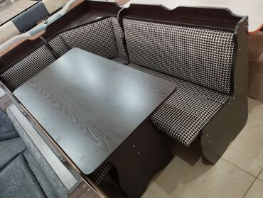 Кровати: Комплект стол и стулья Кухонный, Новый