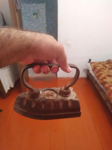 antik pullar: Antik döküm ütü (kömür/odla qızdırılan tip) - Material: tam metal — 2