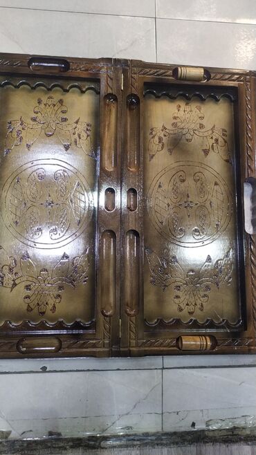 Nərdlər: Məhsul: Naxışlı taxta nərd–şahmat lövhəsi Təsvir: - İkiüstlü oyun — 6