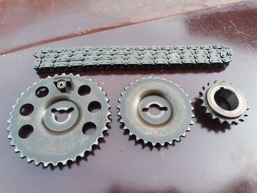 Auto delovi: Lancanici i lanac Lada 21214i Niva 1.7i jednoredi br.2a. Polovno — 1