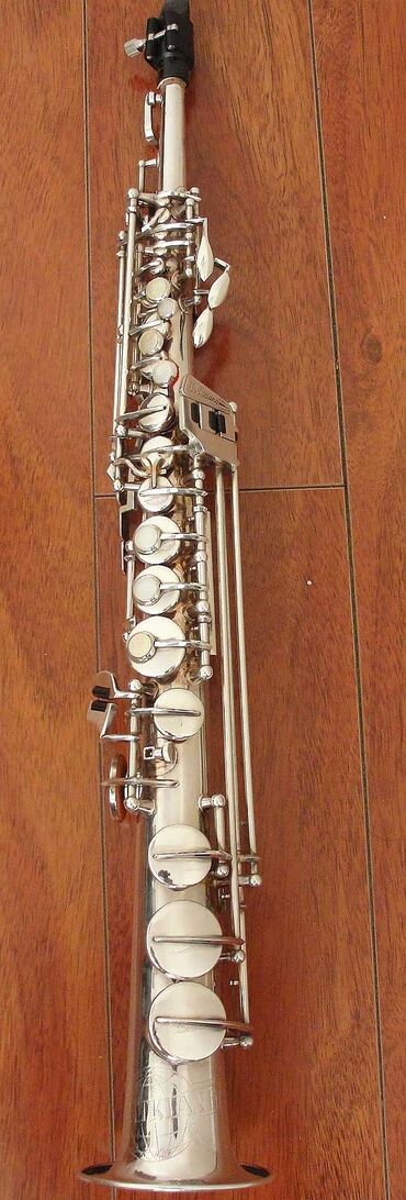 Fleytalar: Məhsul: Gümüşü korpuslu soprano saksafon. Xüsusiyyətlər: - Düz