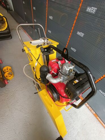 куплю закройный стол: Резчик швов по бетону Tesla Tools Q500 Назначение: - Продольная и