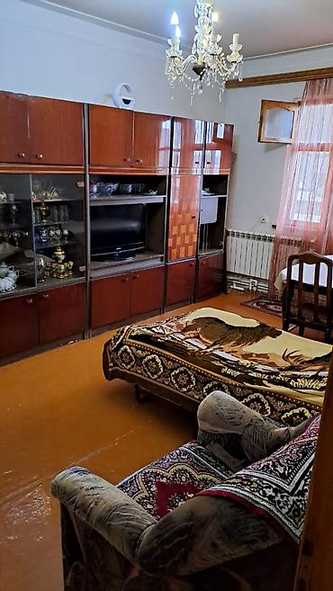 Bakı, Yeni Günəşli Massiv Q, 5 otaqlı, Köhnə tikili, 110 kv. m lalafo.az -da Bakı, Yeni Günəşli Massiv Q, 5 otaqlı, Köhnə tikili, 110 kv. m