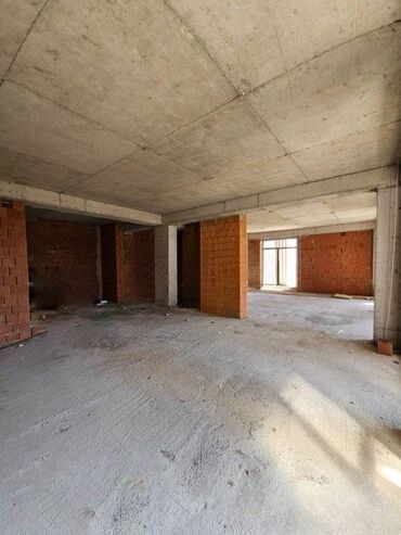 Yeni tikili: 3 otaqlı, Yeni tikili, m. Koroğlu, 127 kv. m — 2