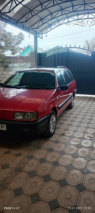 Volkswagen: Volkswagen Passat: 1990 г., 1.8 л, Механика, Бензин, Универсал