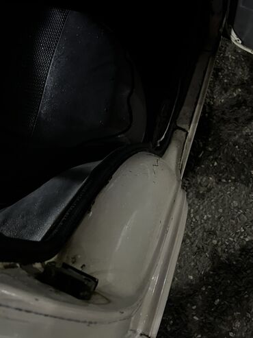 Moskviç: Salam bez kraska masindi bezi yerlerinde reng islenib zavod du mator — 3