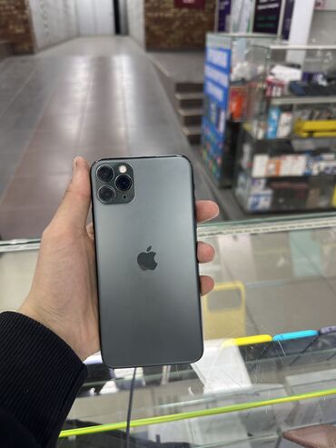 Apple iPhone: IPhone 11 Pro Max, Б/у, 256 ГБ, Зеленый, Защитное стекло, Кабель, Чехол, В рассрочку, 72 %