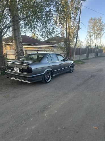 багажник на е3: BMW 5 series: 1992 г., 2.5 л, Седан — 3