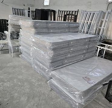 tək matras: Məhsul: Yaylı tək nəfərlik döşəklər Xüsusiyyətlər: - Ölçü: təxmini — 1