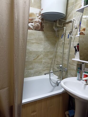 Продажа квартир: 2 комнаты, 48 м², 105 серия, 1 этаж at lalafo.kg — 7 Продажа квартир: 2 комнаты, 48 м², 105 серия, 1 этаж — 7