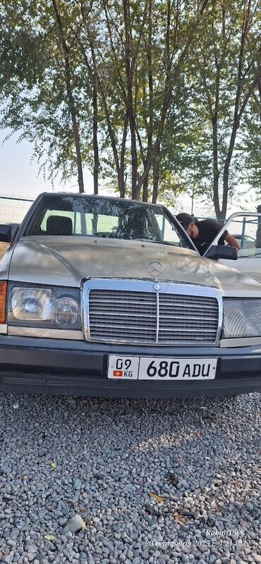 нижний рычаг на хонду аккорд 6: Mercedes-Benz W124: 1988 г., Седан