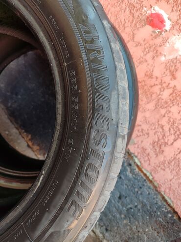 Шины: Шины 225 / 55 / R 17, Всесезонная, Б/у, Пара, Легковые, Япония, Bridgestone