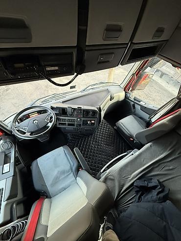 Тягачи: Тягач, Renault, 2016 г., Без прицепа — 17