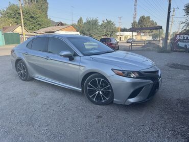 таёта хайс: Toyota Camry: 2018 г., 2.5 л, Автомат, Бензин, Седан