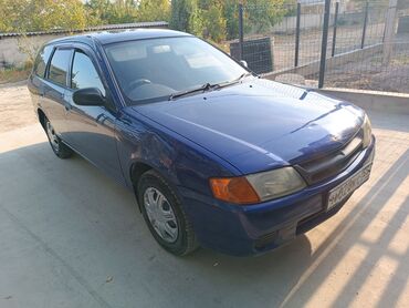 машины 150000: Nissan AD: 2001 г., 1.5 л, Автомат, Бензин, Универсал