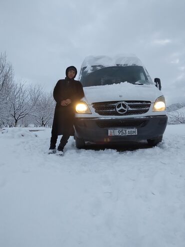 линза на спринтер: Шаар ичинде, жүк ташуучу жумушчусу жок