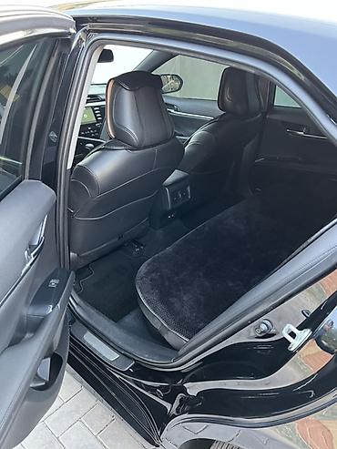 Toyota: Toyota Camry: 2020 г., 2.5 л, Гибрид, Седан — 7