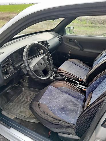 pasat: Volkswagen Passat: 1989 г., 1.8 л, Механика, Бензин, Седан — 7