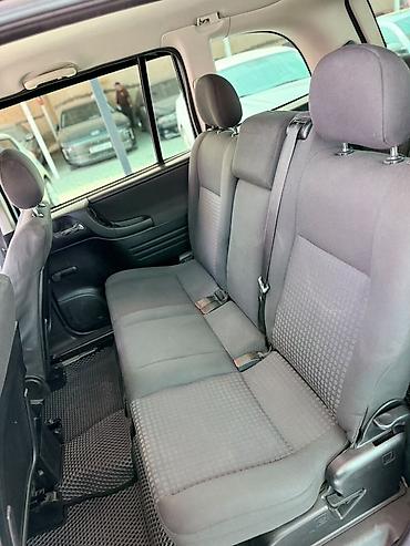 tesla 3: Opel Zafira: 2003 г., 1.8 л, Механика, Бензин, Минивэн — 7
