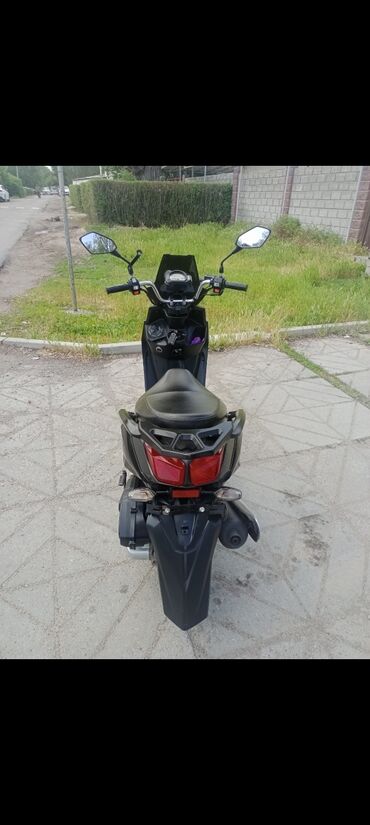 электро мотороллер с кузовом: Скутер Honda, 150 куб. см, Бензин, Б/у