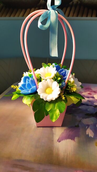 подарки на 8 март: Приобретайте цветы ручной работы которые не вянут. клёвые