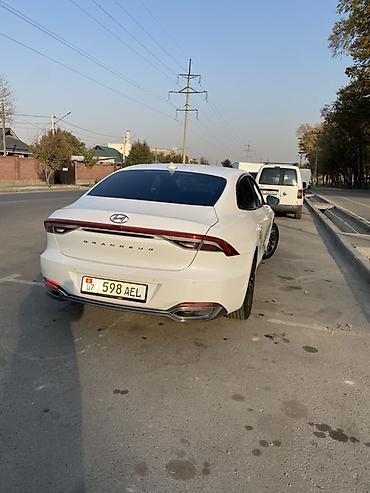 задний стоп одиссей: Hyundai Grandeur: 2021 г., 3 л, Автомат, Бензин, Седан — 2