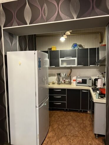 Посуточная аренда квартир: Просторная квартира с готовой обстановкой и техникой. Планировка и — 4