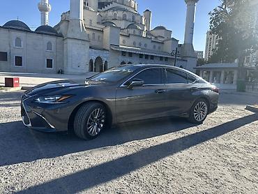диски продажа: Lexus ES: 2022 г., 2.5 л, Гибрид, Седан — 1