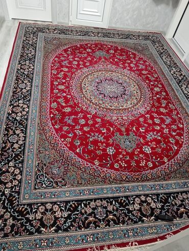 uşaq yellencekleri: Təbriz xalçası