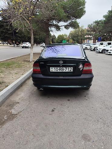 opel astra arxa stop: Opel Vectra: 1.6 l | 1998 il Sedan — 4