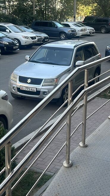 машинка для полировки авто бу: Suzuki Grand Vitara: 2006 г., 2.7 л, Автомат, Бензин, Кроссовер