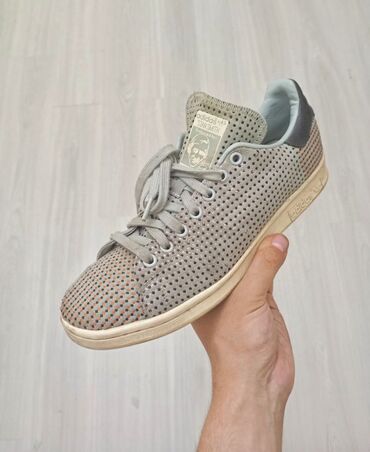 высокие мужские мокасины: Adidas Stan Smith.Ideal veziyetde